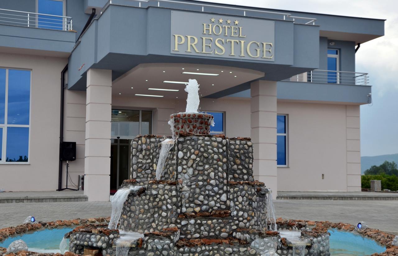 Hotel Prestige Struga Buitenkant foto