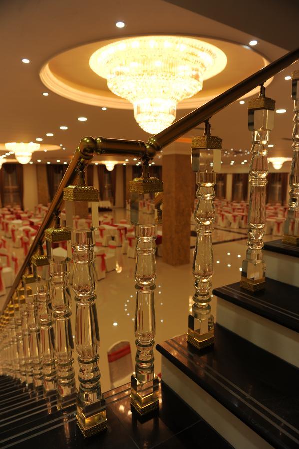 Hotel Prestige Struga Buitenkant foto